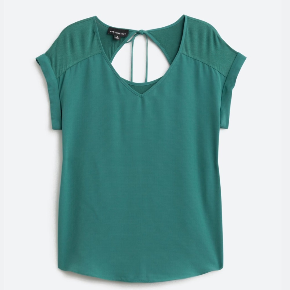 Fortune + Ivy Cheylee Tie Back Mixed Material Blouse